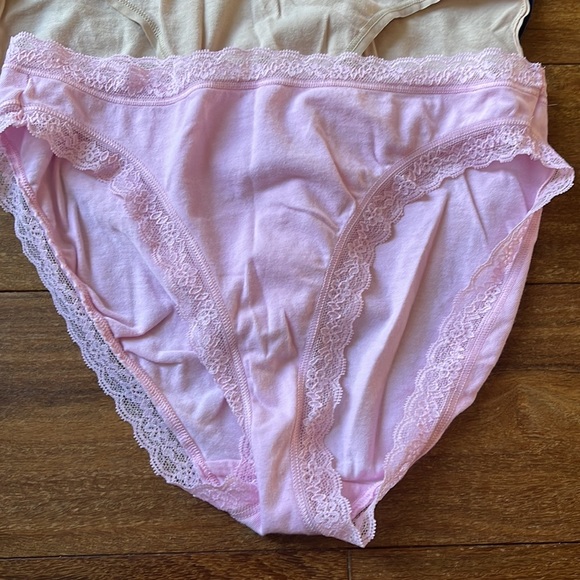 Set of 3 Victoria’s Secret high leg briefs size Medium cotton lace washed - Picture 2 of 7